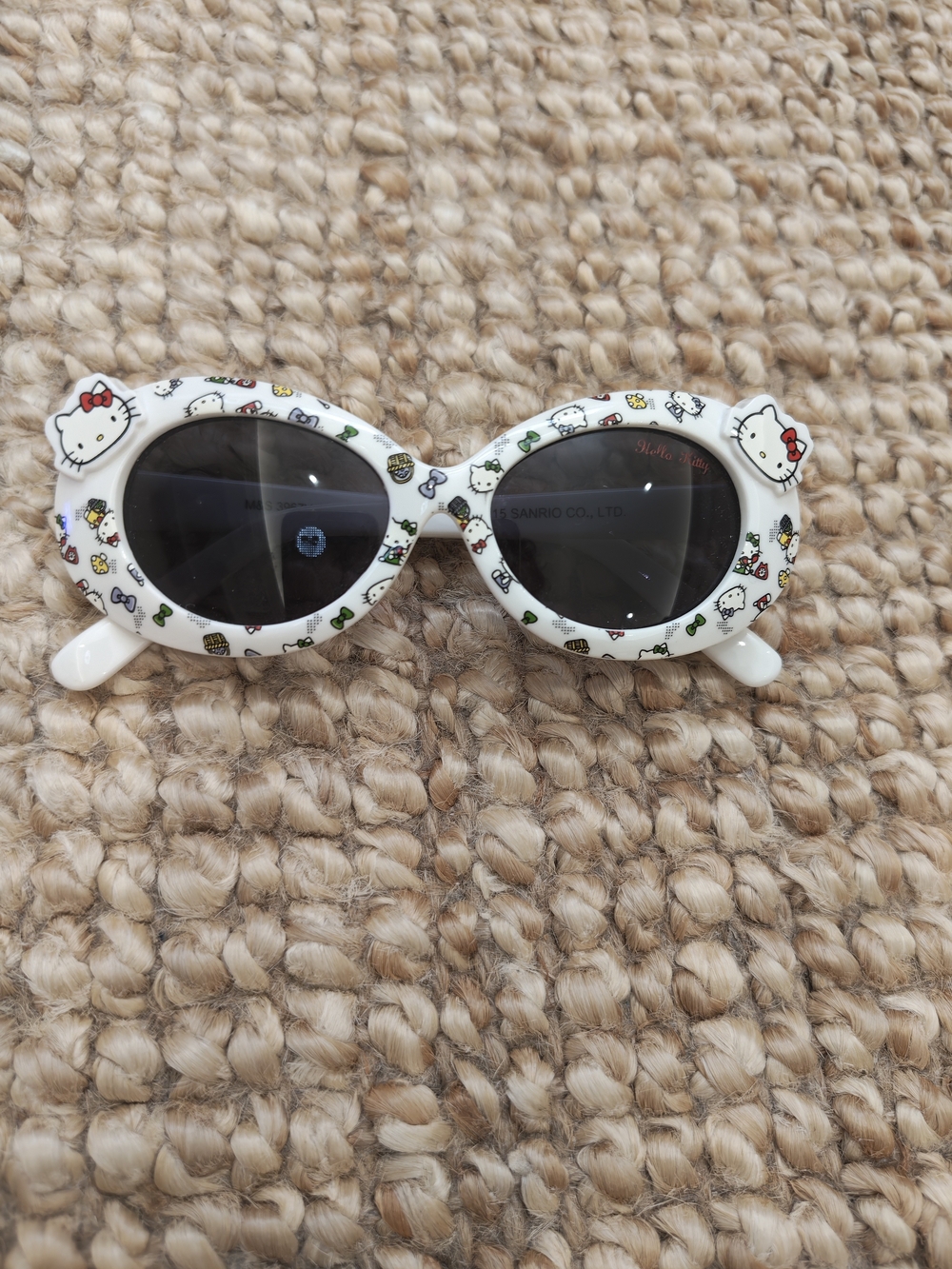 Vintage Y2K Hello Kitty White Kids Sunglasses - Cute Printed Frame